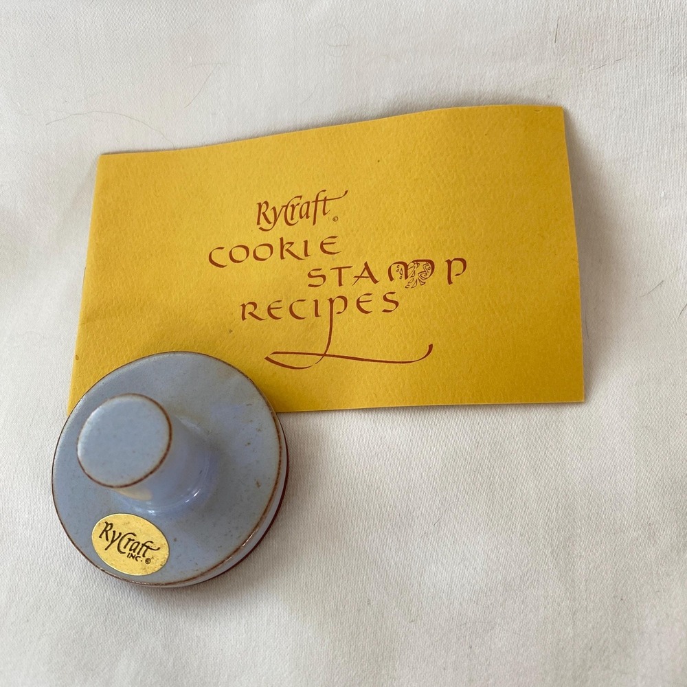 RYCRAFT Cookie‎ Stamp Terra Cotta 2" with glaze handle. Flying Bird